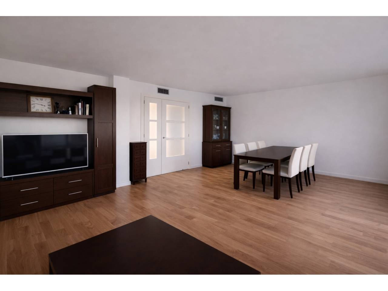 imgi_11_525584_62552774964_6_20260301084041538