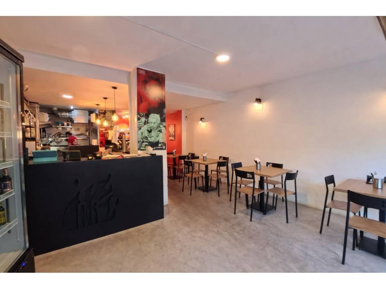 imgi_8_525584_62514979015_7a595ba6-5016-48a3-8f53-8b738e167945